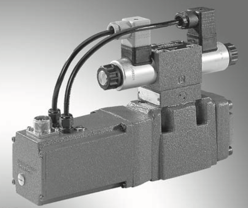 力士樂液壓比例方向閥R900727361  4WRKE 16 E200L-3X/6EG24EK31/A1D3M